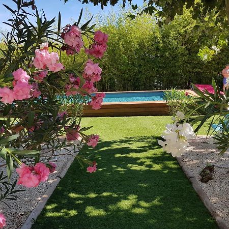 Domaine Saint Dominique Hotel Seillons-Source-d'Argens Bagian luar foto