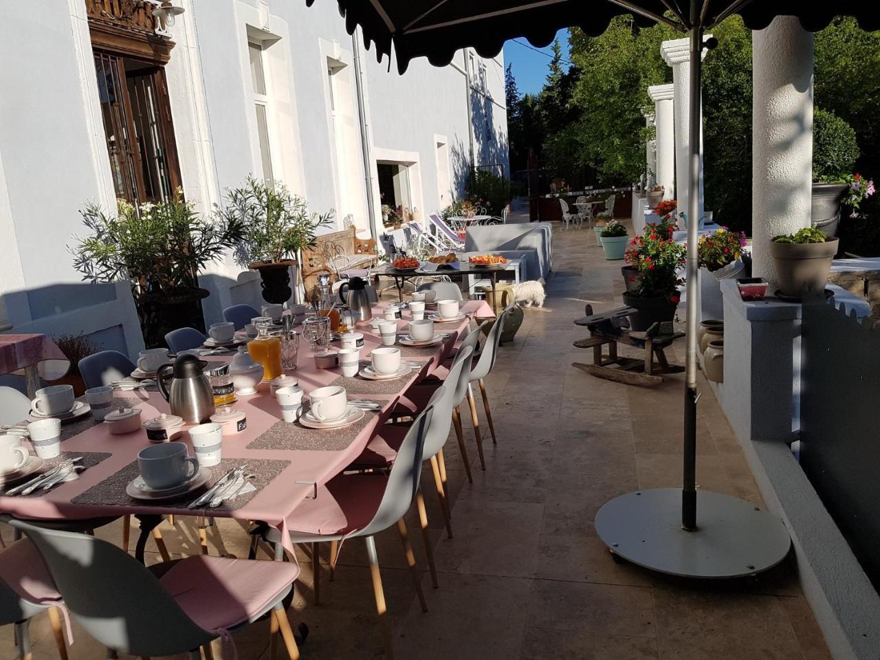 Domaine Saint Dominique Hotel Seillons-Source-d'Argens Bagian luar foto